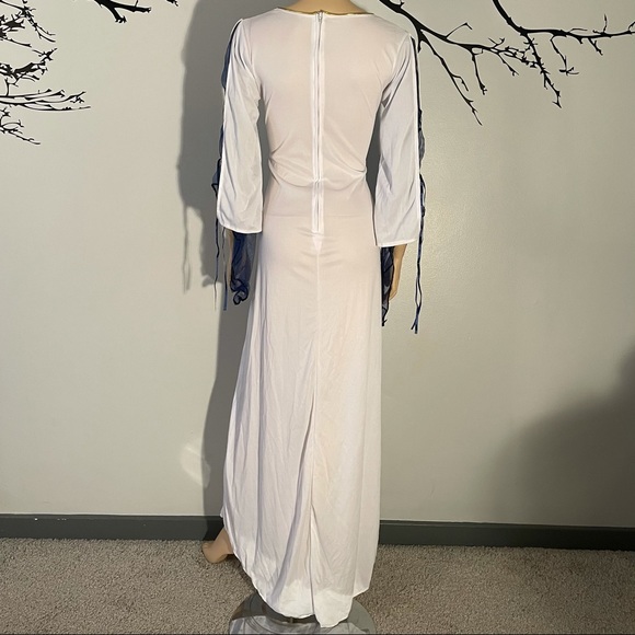 Medieval Maid Gown - Picture 3 of 6